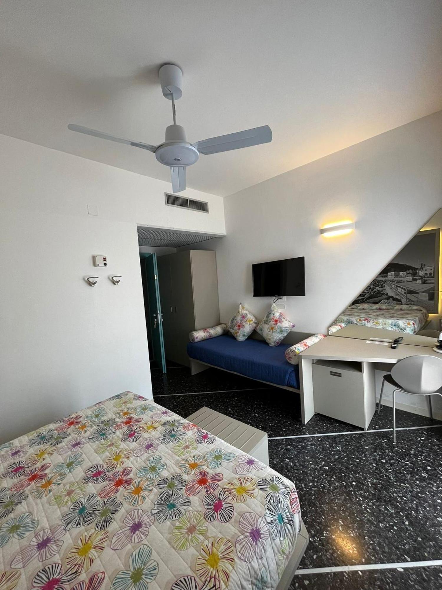 Hotel Al Capo Varigotti Zewnętrze zdjęcie